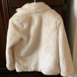 Forever 21 Jackets & Coats - Forever 21 faux fur coat Forever 21 Jackets & Coats - Forever 21 faux fur coat
